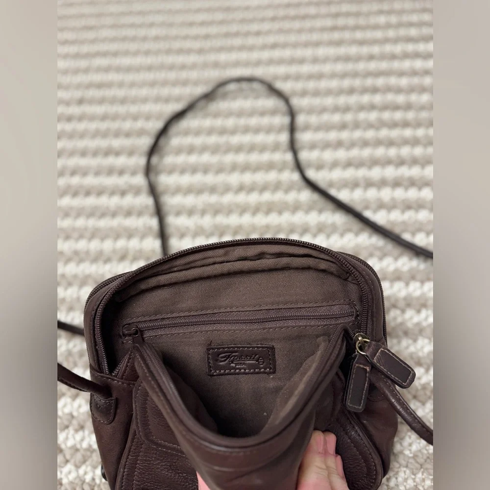 Rare Vintage FOSSIL Dark Coffee Brown Leather Compact Crossbody Organizer Retro
